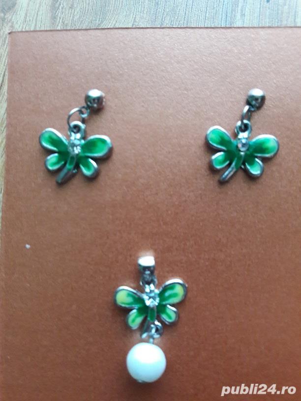 Set bijuterii fluturasi verde