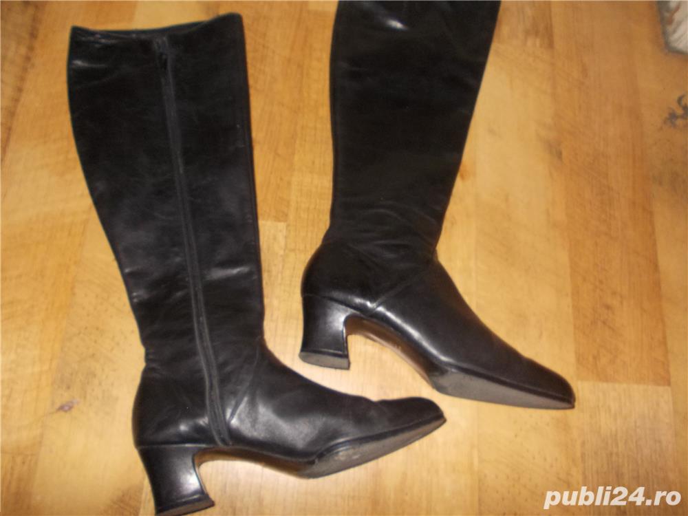 cizme negre de piele 38 cizme negre de piele 38