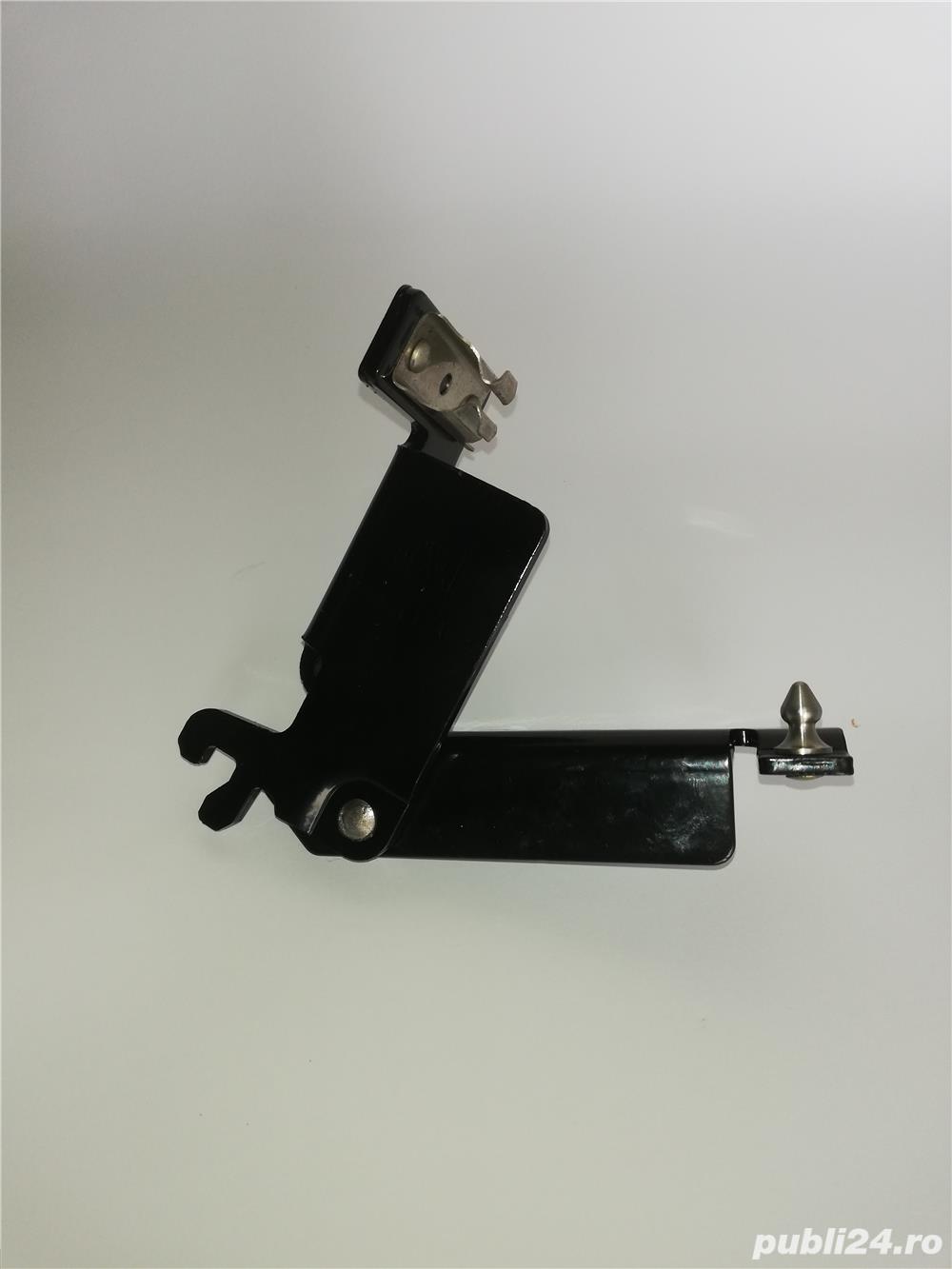 Balama treapta intre faruri VOLVO