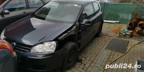 Dezmembrez vw golf 5 1.9 si 2.0 TDI.