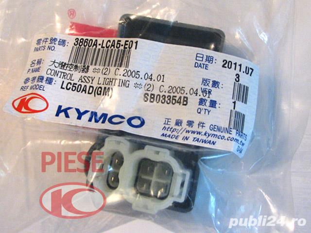 Releu de lumini original Kymco.