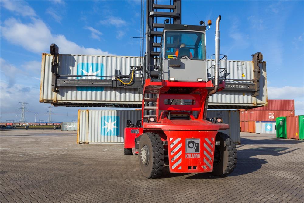 part time caut job stivuitorist, ajutor ucenic mecanica auto ,vorbitor limba spaniola, sofer cat B