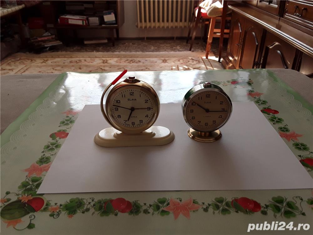 De vanzare ceas de masa slava De vanzare ceas de masa slava