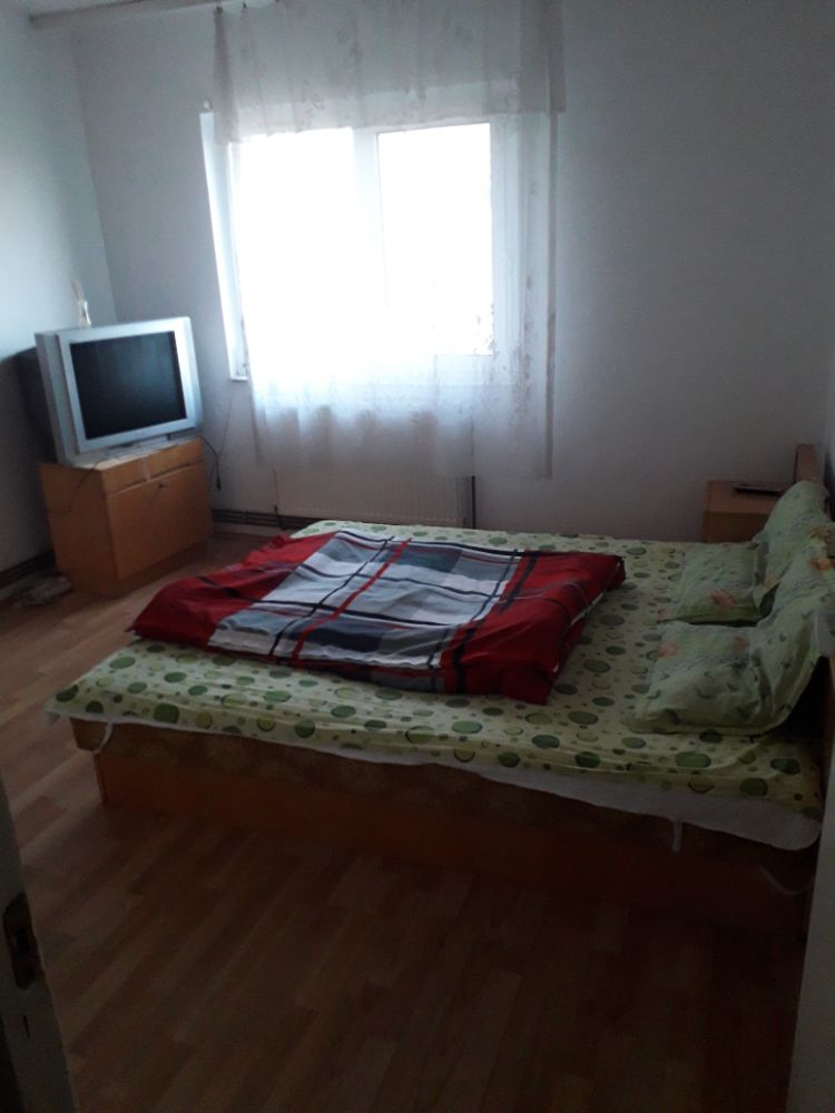 Cazare Pitesti ( Apartament 6 locuri) 