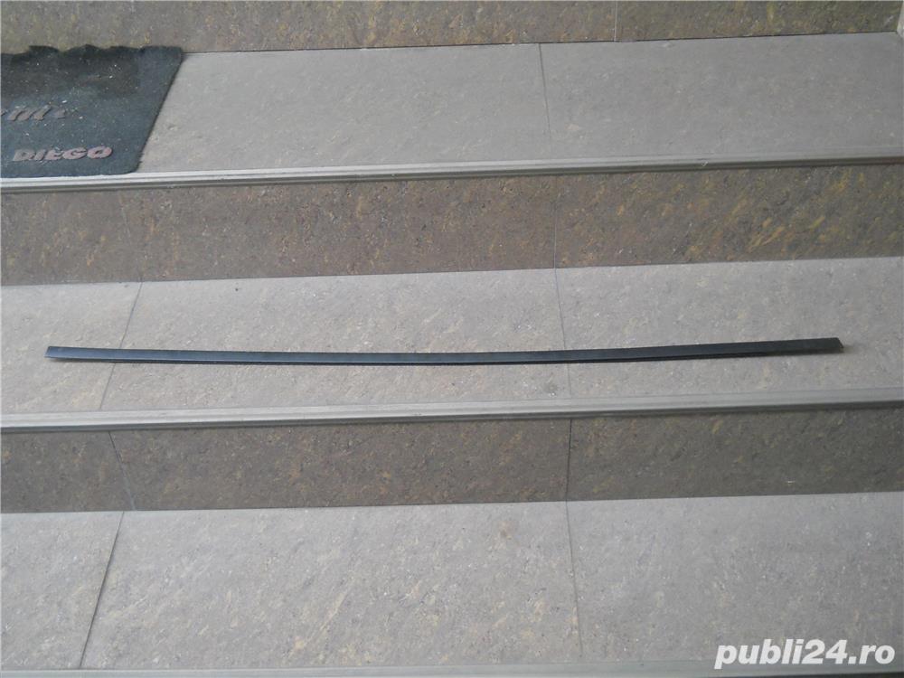 Vand cheder exterior pentru geam  usa spate Sharan ani 2001 - 2008