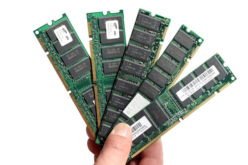 Vand memorii DDR2 1 si 2 GB, DDR3 laptop 2 si 4 GB