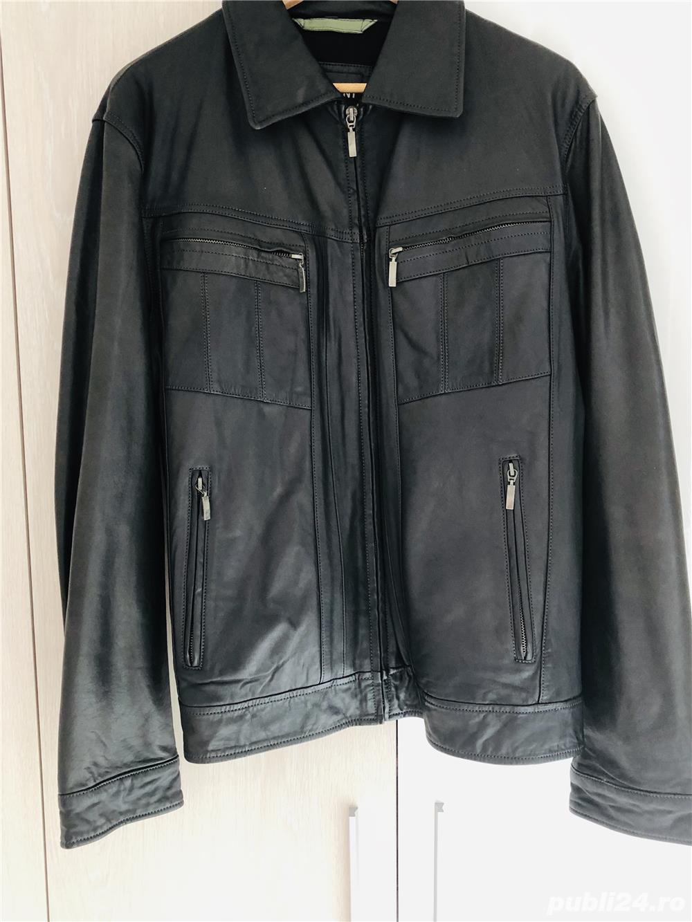 Vind Geaca de piele noua 