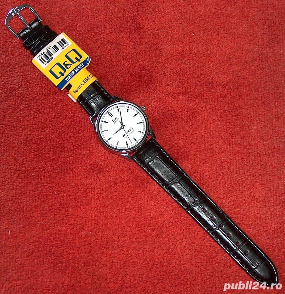 Q&Q, ceas de mână electric