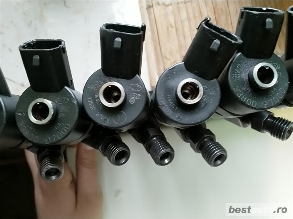 Injector 0445110064 Cod 33800 27010Y Hyndai i30 Accent Elantra Getz 1.5 CRDi 2.0 CRDi 