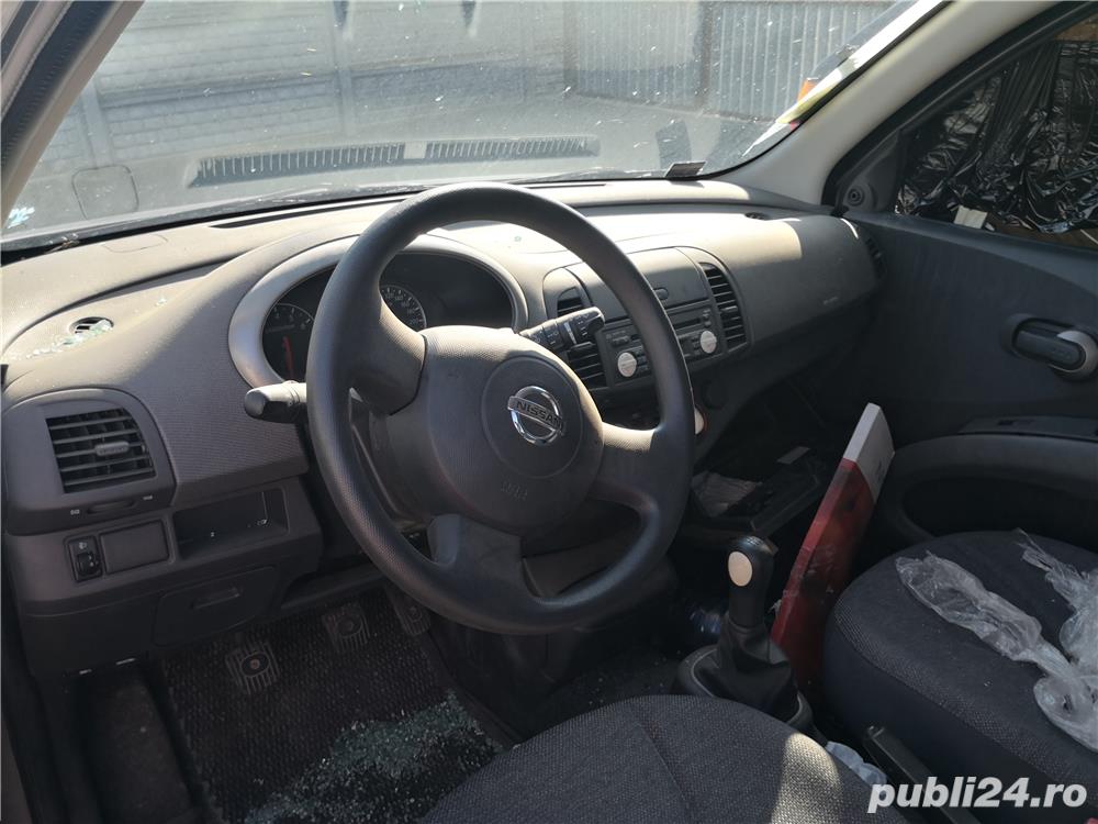 Dezmembrez Nissan micra 