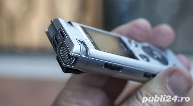 Peste 1000 lei in magazine Reportofon profesional cu 3 microfoane OLYMPUS DM-770 cu USB incorporat