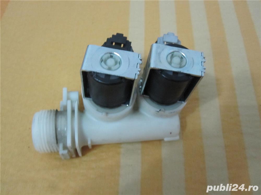Electrovalva 33390056(2 iesiri) alimentare masina de spalat Indesit