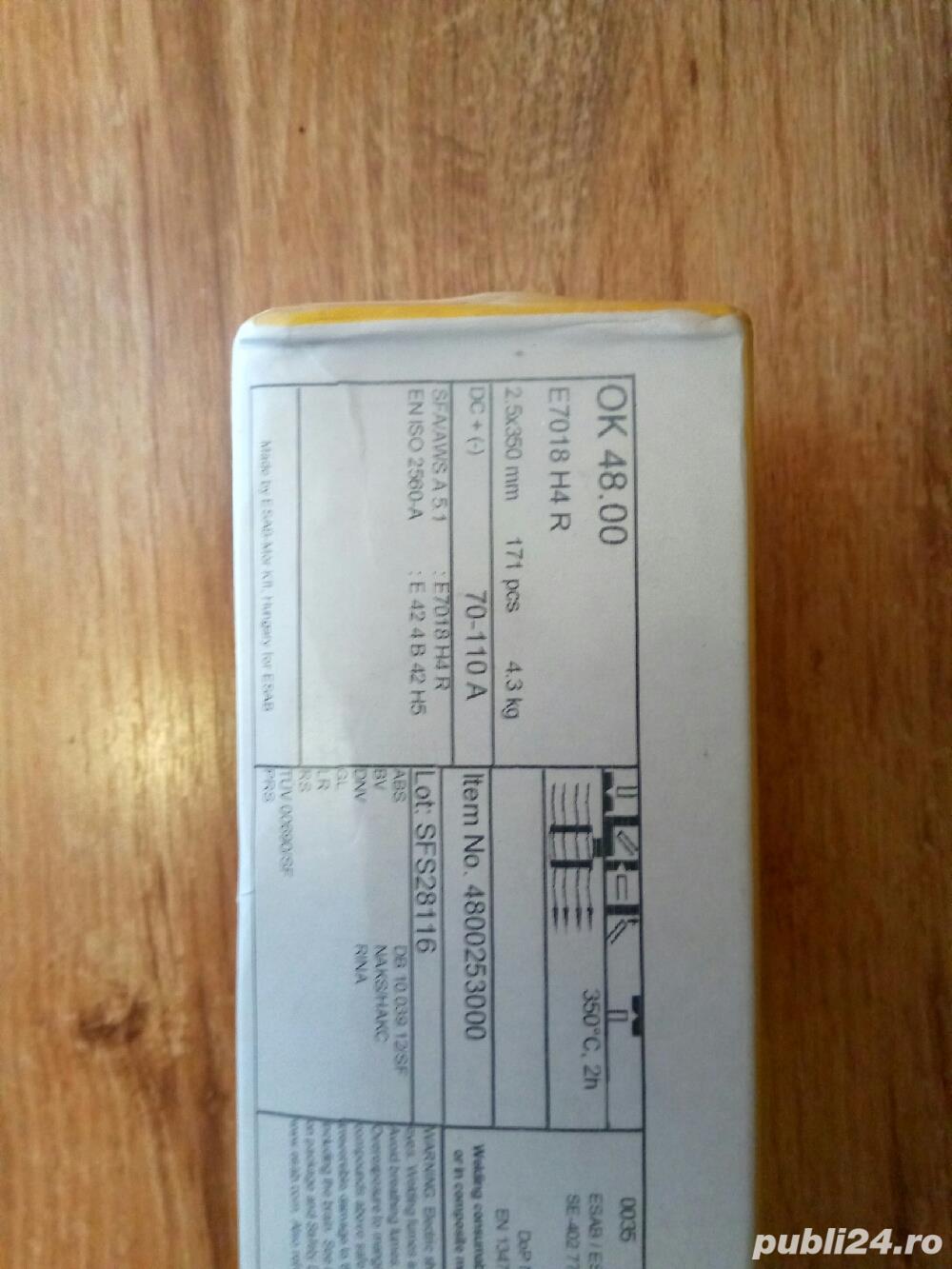 Electrozi SuperBaz OK 48 - E7018 H4 R - 2,5 mm x 350 mm 4,3 kg Electrozi SuperBaz OK 48 - E7018 H4 R - 2,5 mm x 350 mm 4,3 kg