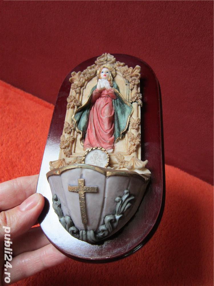 decoratiune religioasa-Holy Water Wall Decor-pt apa sfintita-un cadou inedit