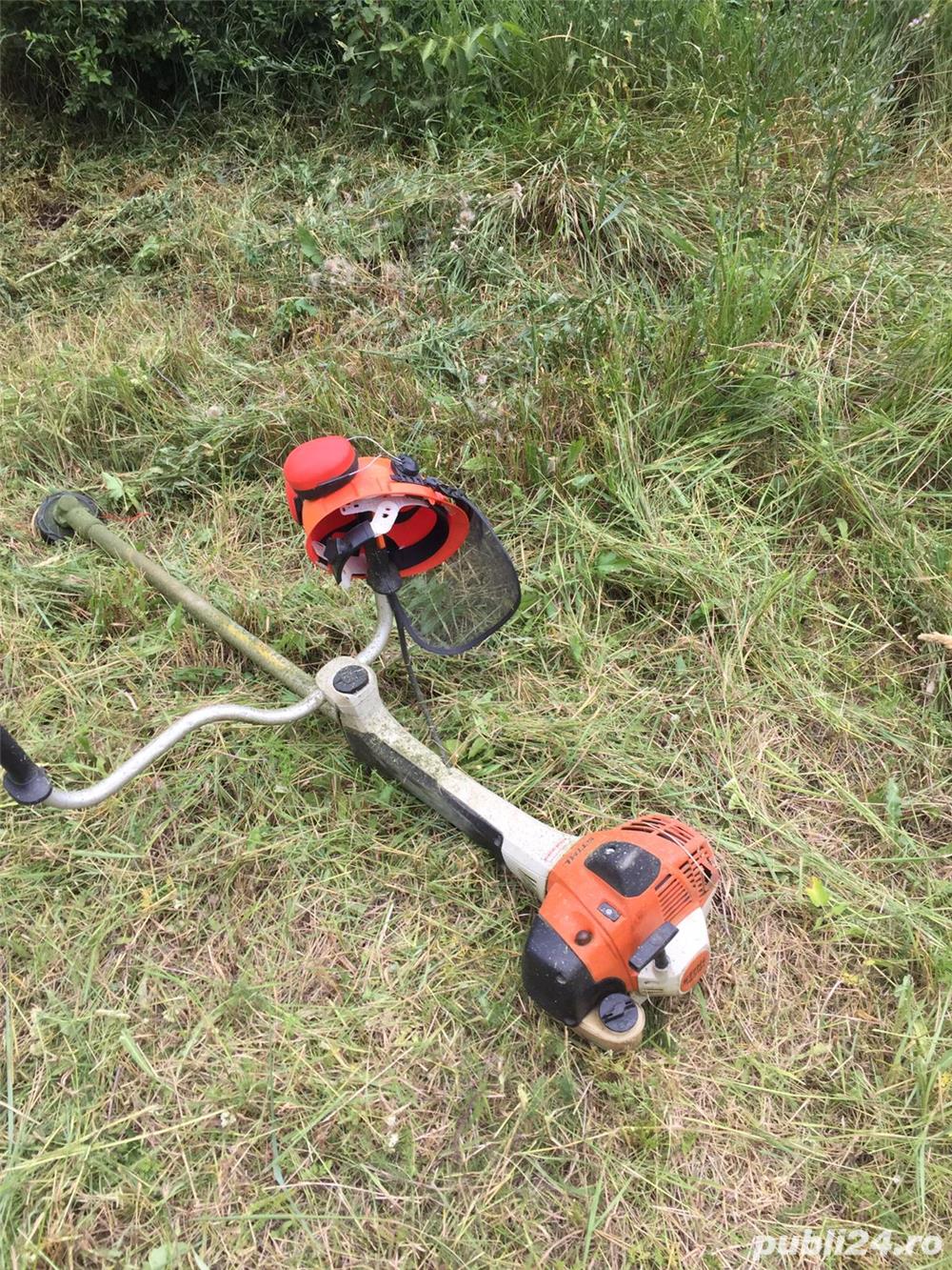 Defrisez terenuri Tund Tai iarba Cosesc