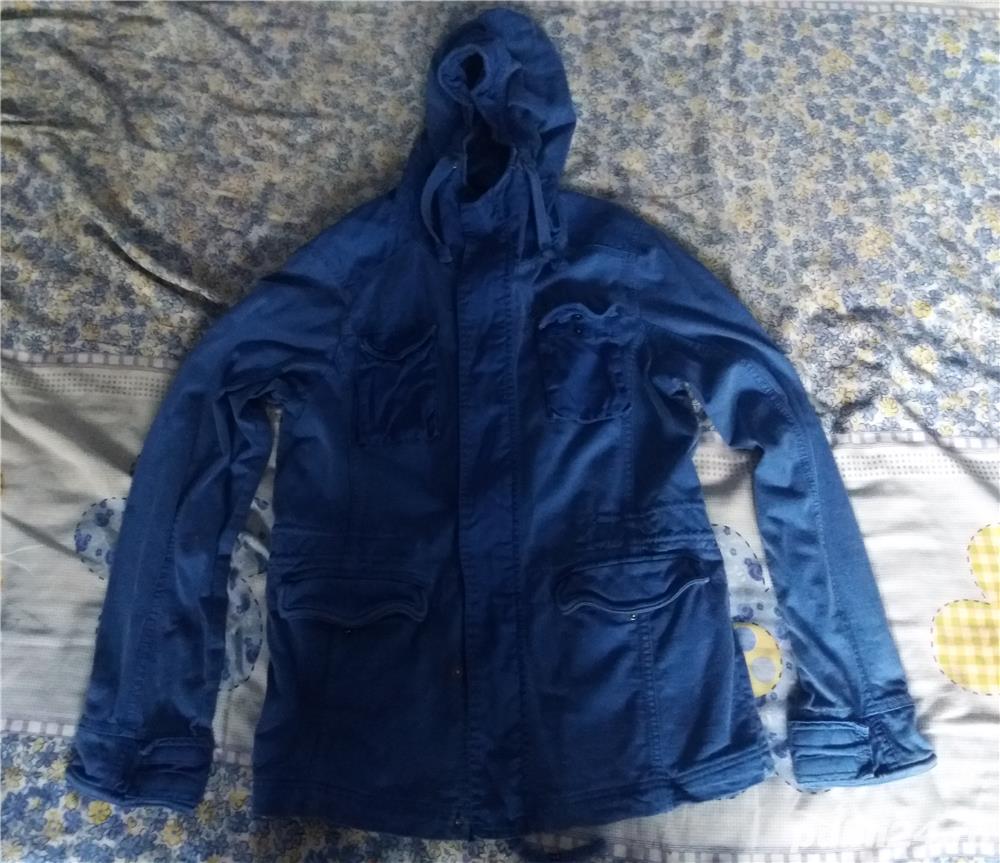 Vând jachetă pull&bear !!!