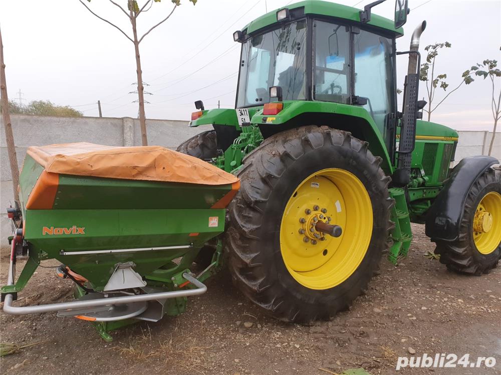 Distribuitor de îngrăsăminte Amazone Zam Novix, an 2008,  lățime de lucrureglabila 24 -36 m, 2.500 l