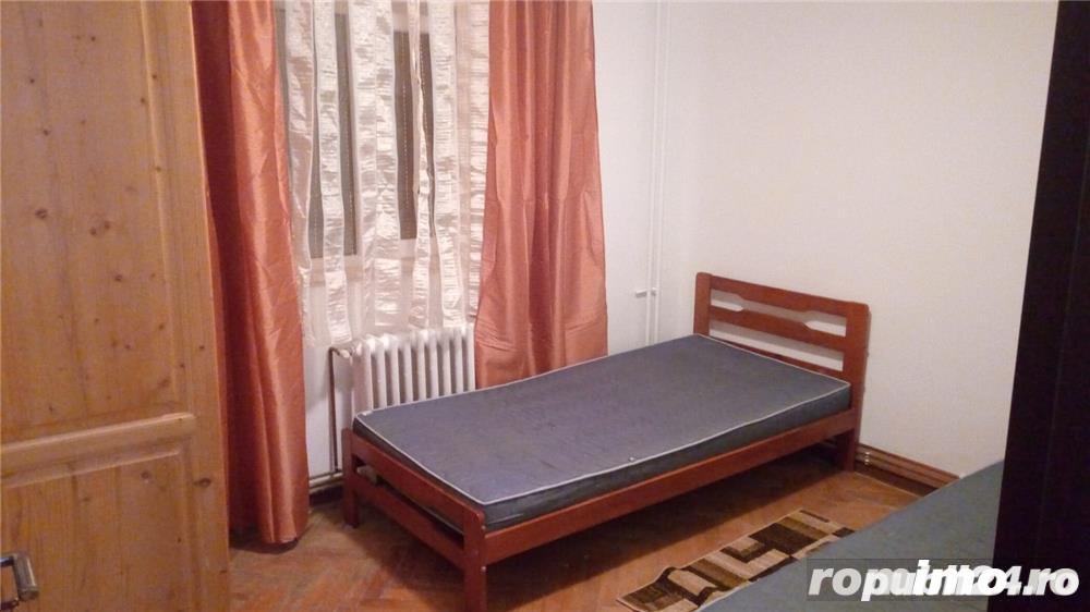 IN ZONA CIRCUMVALATIUNII-GHE LAZAR,3 CAMERE LA PRET DE 2 CAMERE,250 E/LUNA IN ZONA CIRCUMVALATIUNII-GHE LAZAR,3 CAMERE LA PRET DE 2 CAMERE,250 E/LUNA