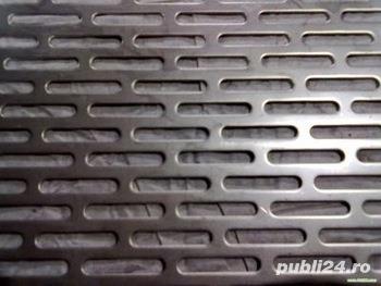 Tabla perforata perforatie alungita 3x20mm otel 1x1000x2000mm otel LR 3x20 perforatii alungite slot