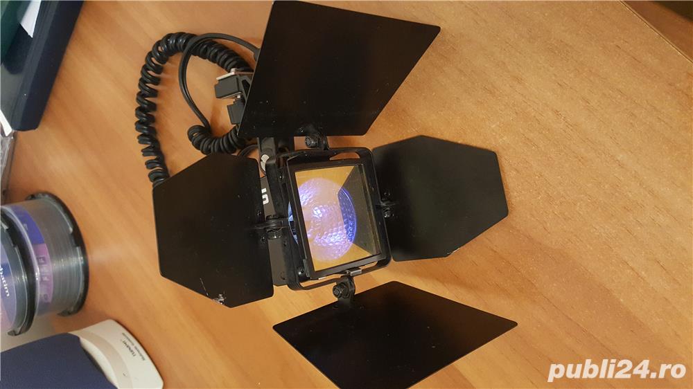 Lampa halogen SV840 adusa din SUA