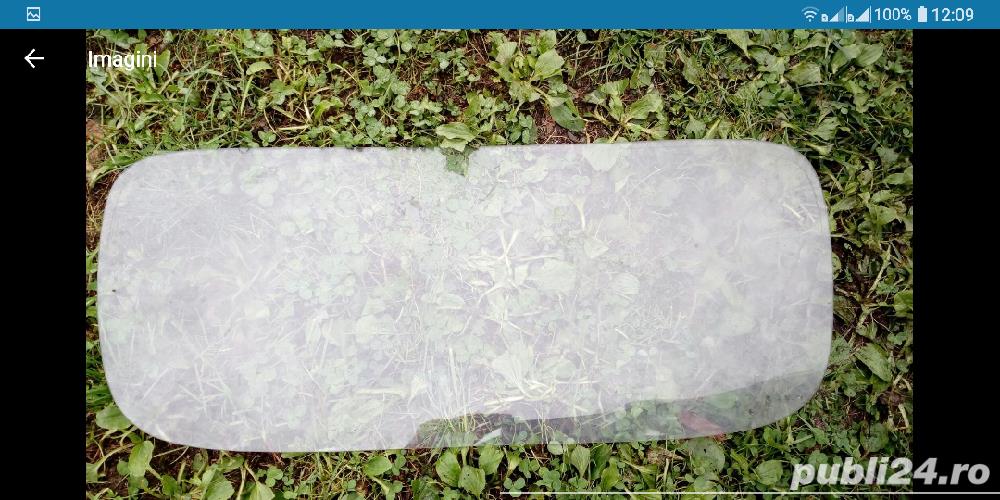 Geam spate VW Bettle model vechi Geam spate VW Bettle model vechi