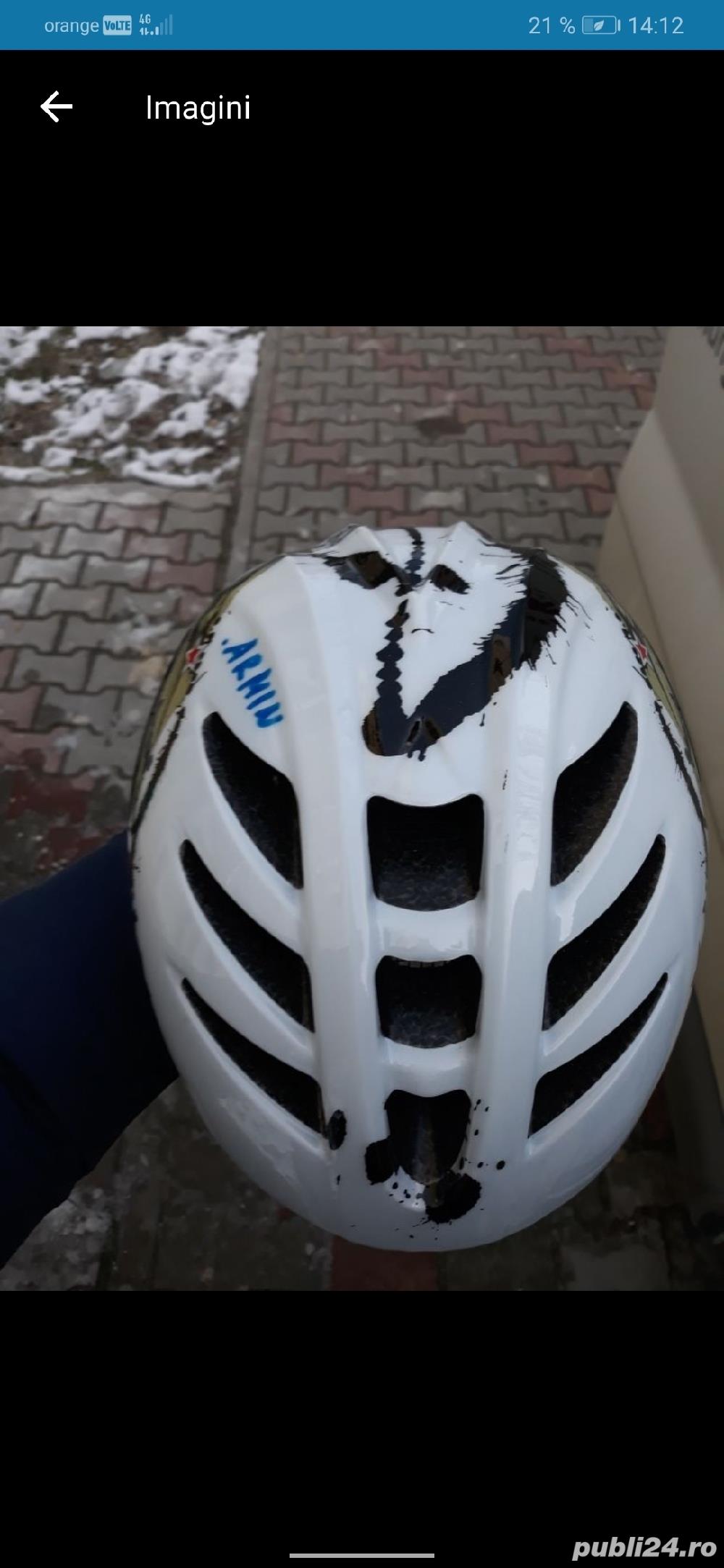 Vând casca protectie UVEX