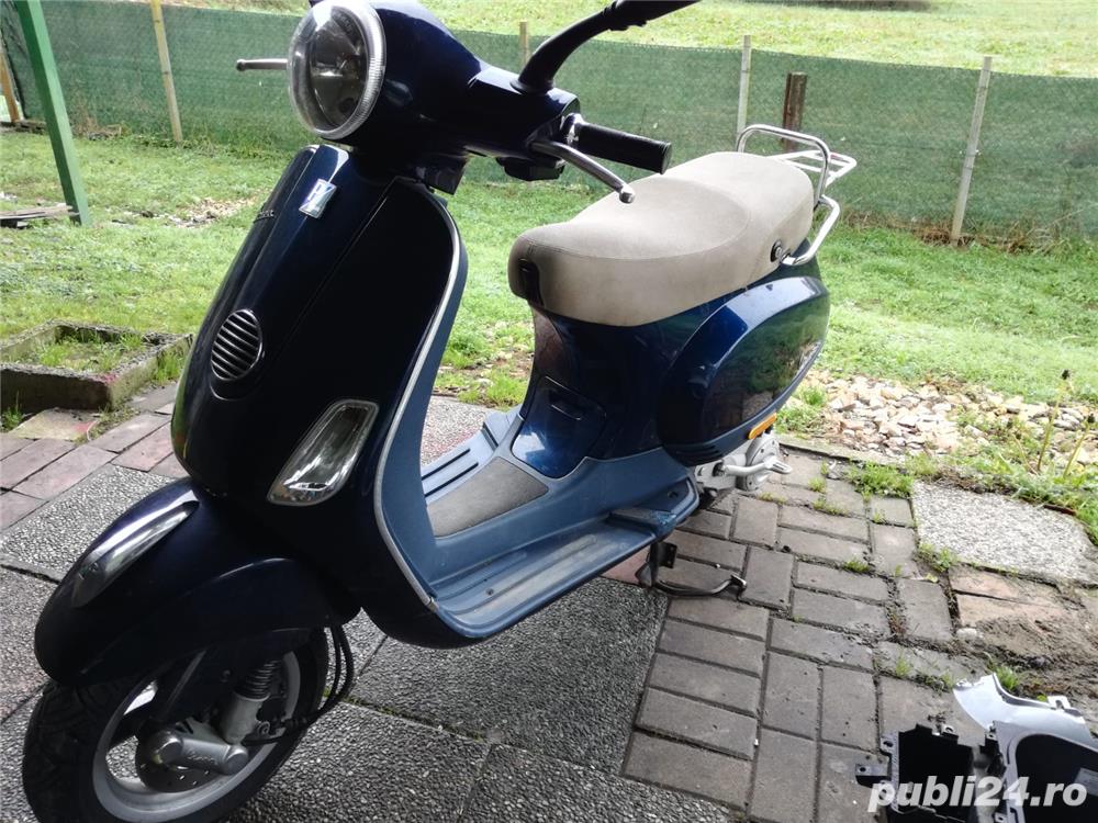 Piaggio Vespa LX 50 