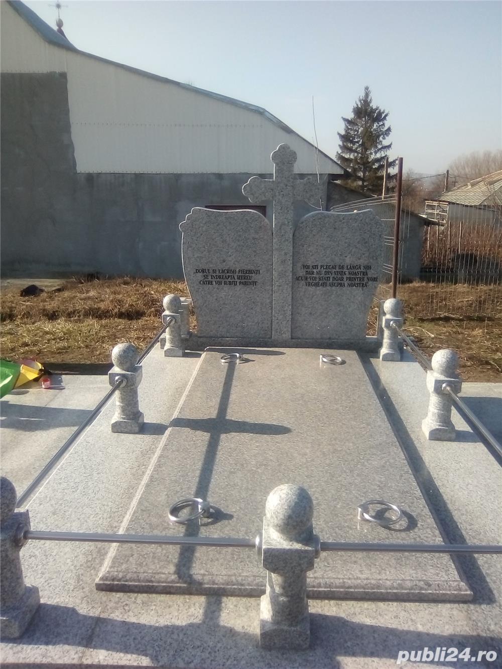 Vand monumente funerare Vand monumente funerare