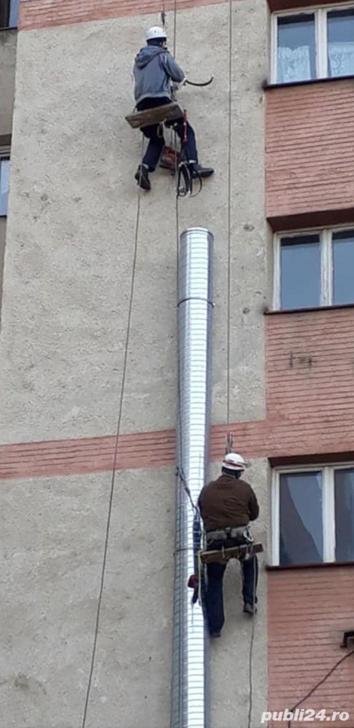 Alpinist utilitar reparatii Acoperisuri Alpinist utilitar reparatii Acoperisuri