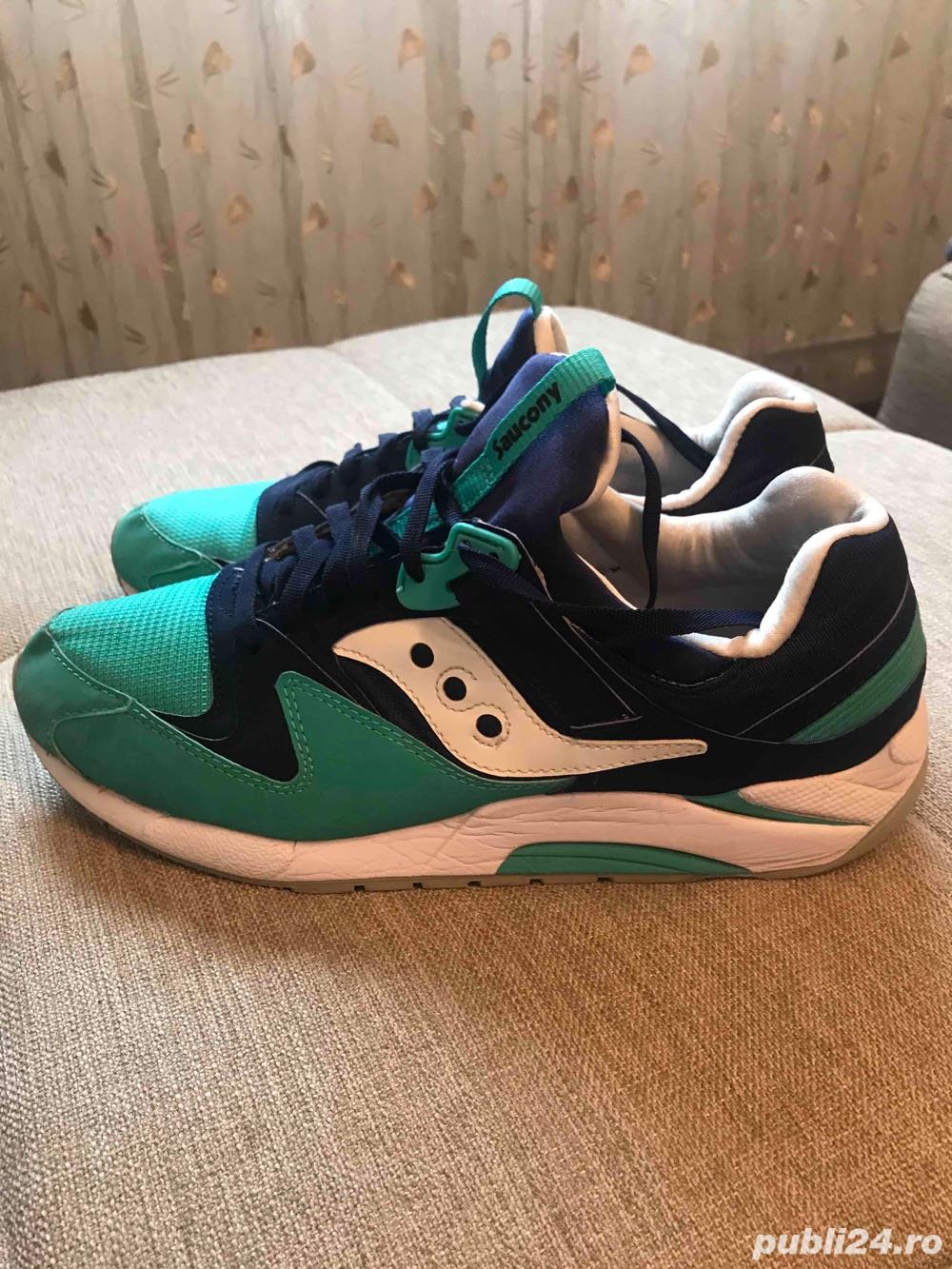 Saucony