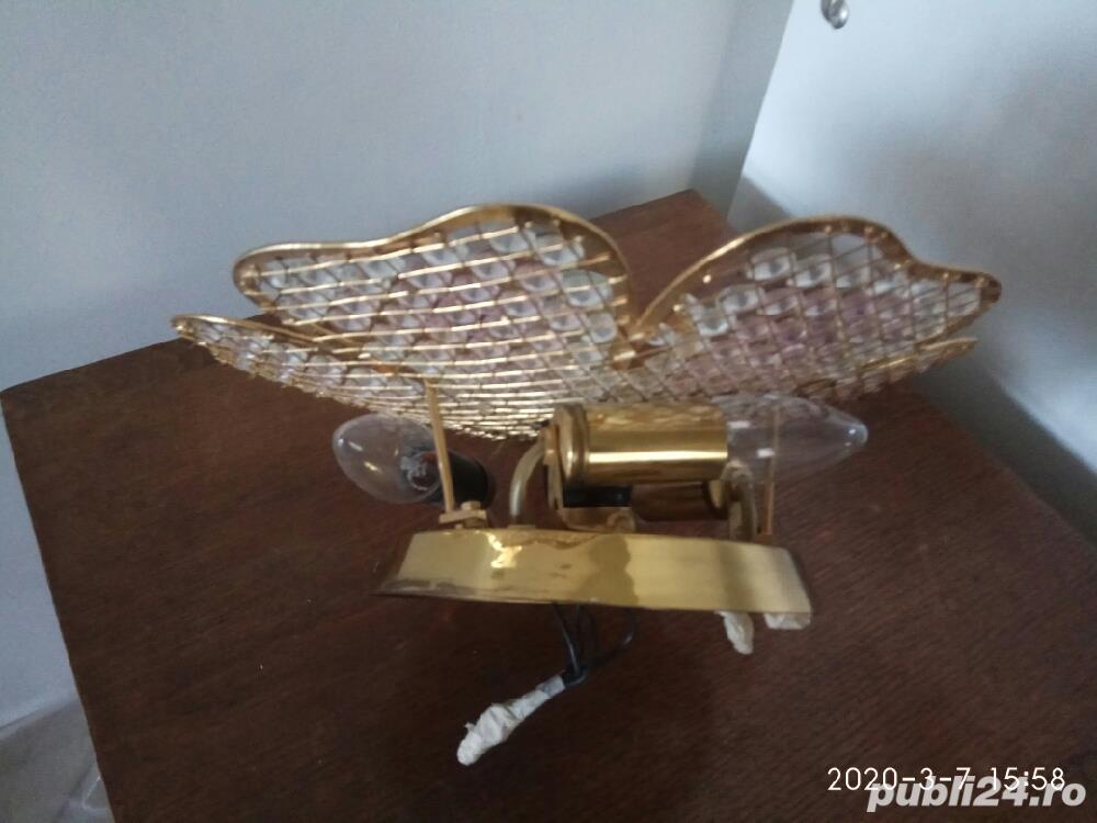 Lampa tavana o parete