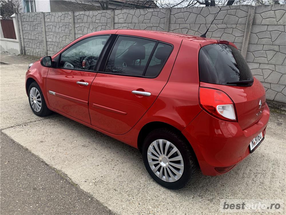 Renault Clio Renault Clio