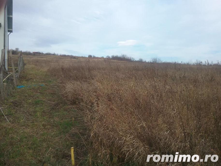 ID 9825: Teren 7,000 mp ID 9825: Teren 7,000 mp