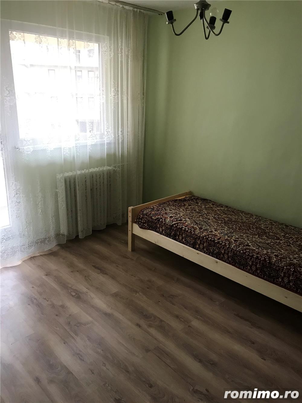 Chirie apartament 2 camere B-dul Dacia-Rogerius 220 euro/lună Chirie apartament 2 camere B-dul Dacia-Rogerius 220 euro/lună