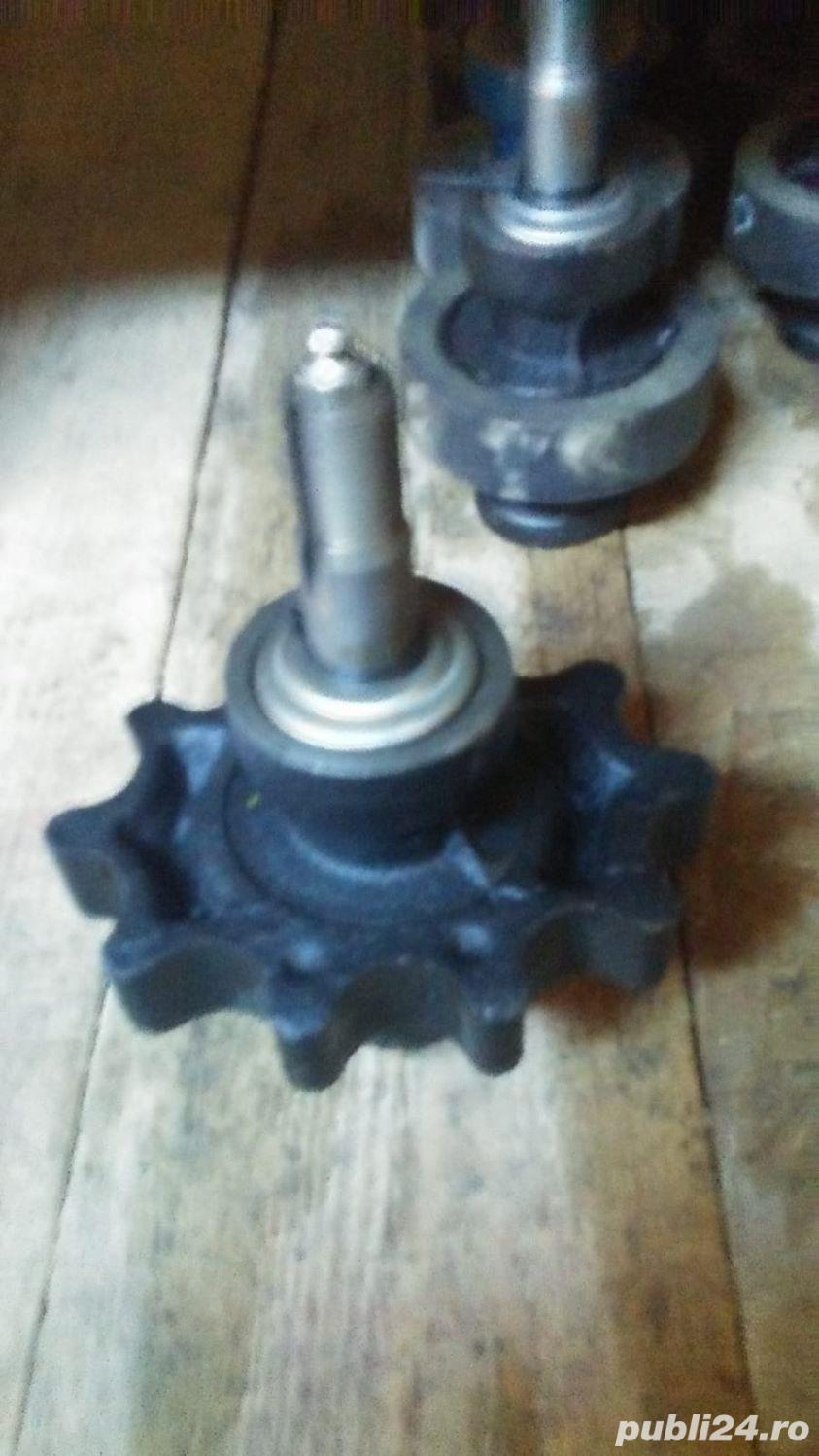 Pinion complet scuturare banda masina de scos cartofi poloneza pe doua randuri\ Pinion complet scuturare banda masina de scos cartofi poloneza pe doua randuri\