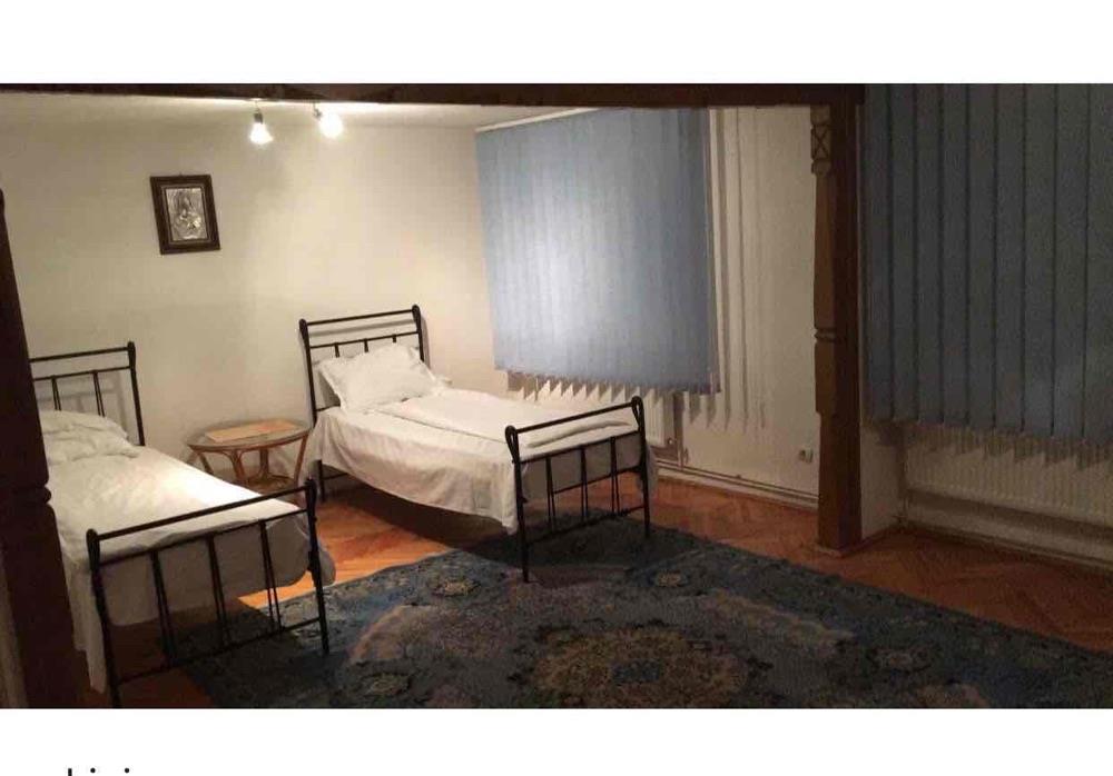 Apartament in vila (11 locuri), cazare muncitori Ploiesti, Rafov, Dumbrava, Albești-Paleologu Apartament in vila (11 locuri), cazare muncitori Ploiesti, Rafov, Dumbrava, Albești-Paleologu