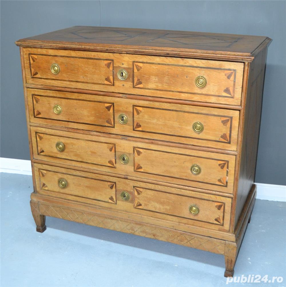 Comoda Louis XV