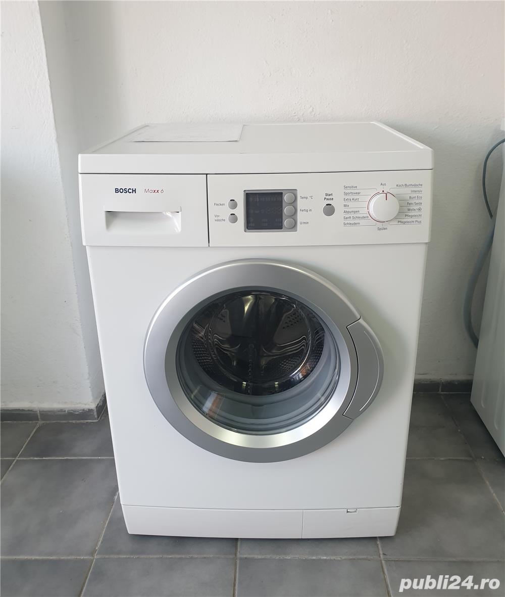 Mașină de spălat rufe Bosch.  Model nou.