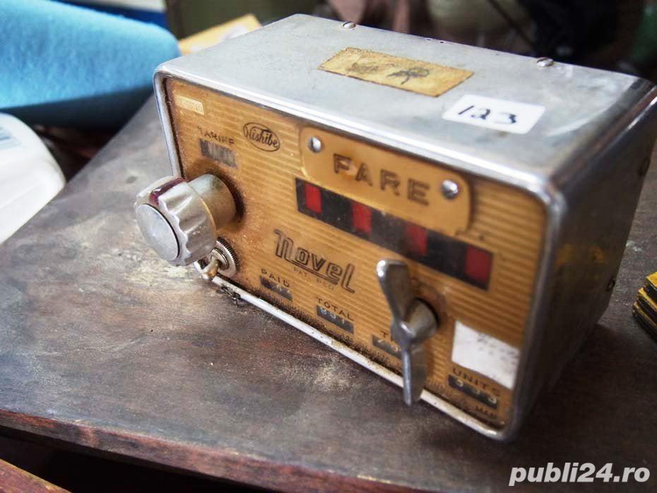 Caut aparat vintage de taxare pentru taxiuri