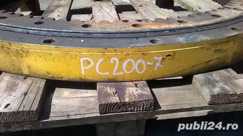 Coroana rotire Komatsu PC200-7 - second in stare foarte buna.