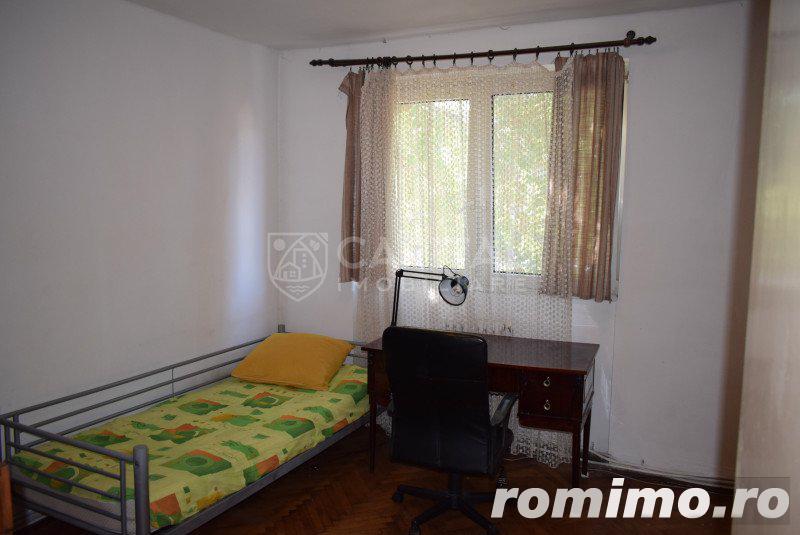 Vanzare apartament cu 2 camere semidecomandat, zona Horea Vanzare apartament cu 2 camere semidecomandat, zona Horea