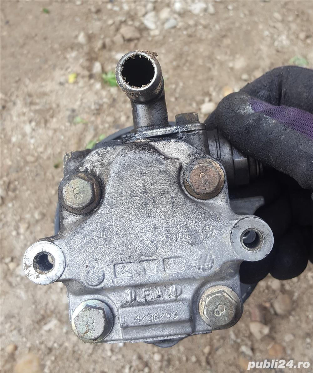 Vand pompa servo audi a 3 motor 1,9 tdi.