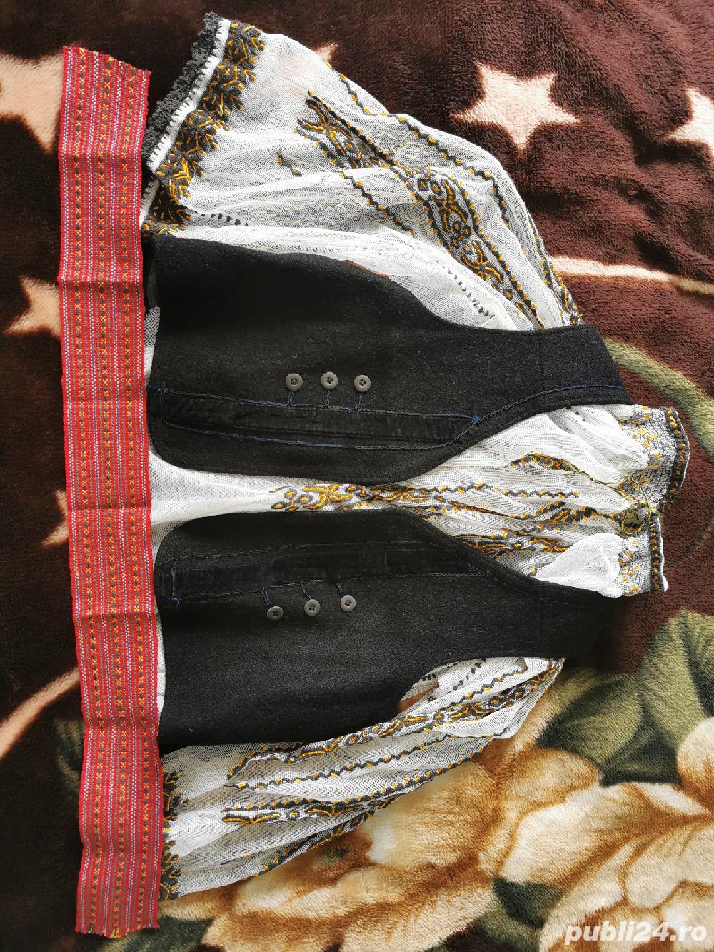 Vând IE autentica tradițională veche de peste 100 ani