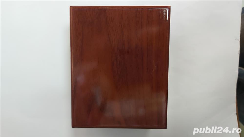 Cutie Ceas din lemn lacuit