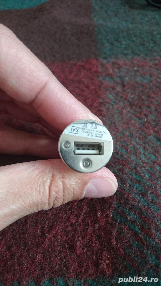 Incarcator auto,pt telefoane mobile