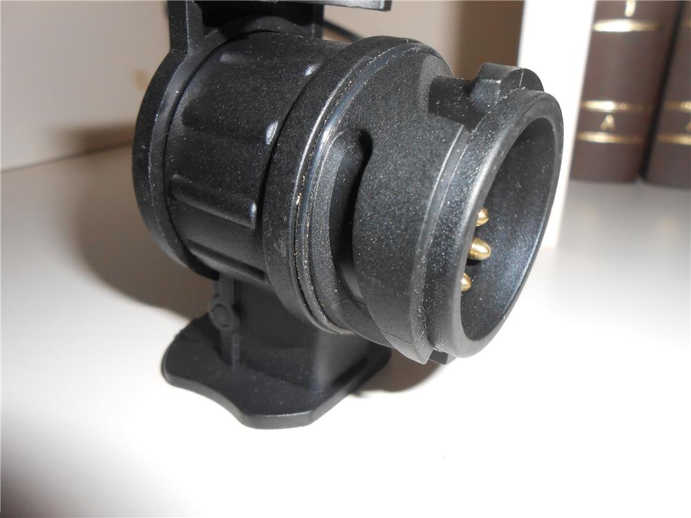 Adaptor priza remorca 13-7 pini 