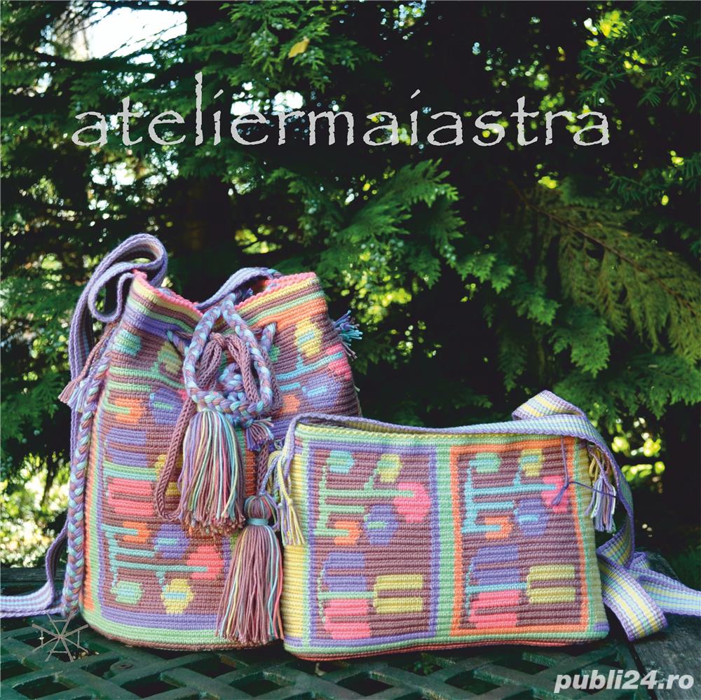 set genti handmade crosetate ornamentate cu motivul popular din Oltenia flori set genti handmade crosetate ornamentate cu motivul popular din Oltenia flori