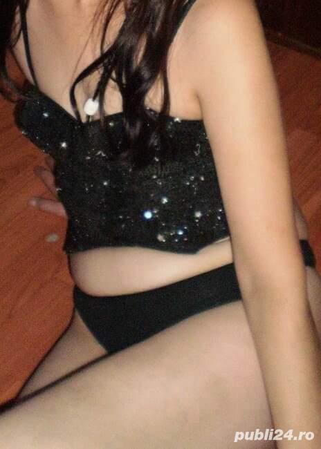 Show la web, fetiș virtual