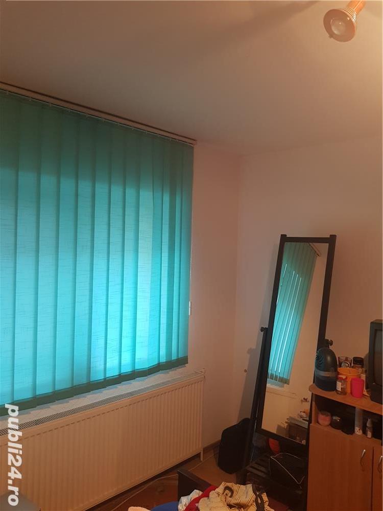 vand apartament 4 camere  vand apartament 4 camere