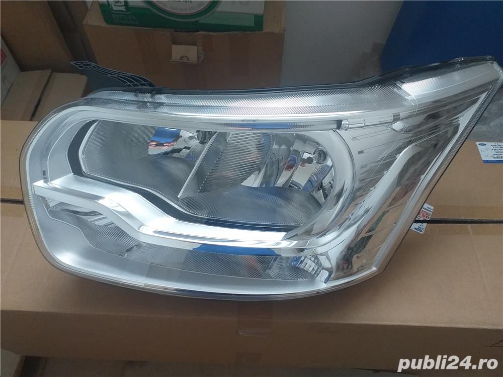 Far Ford Transit Van an 2016, stanga